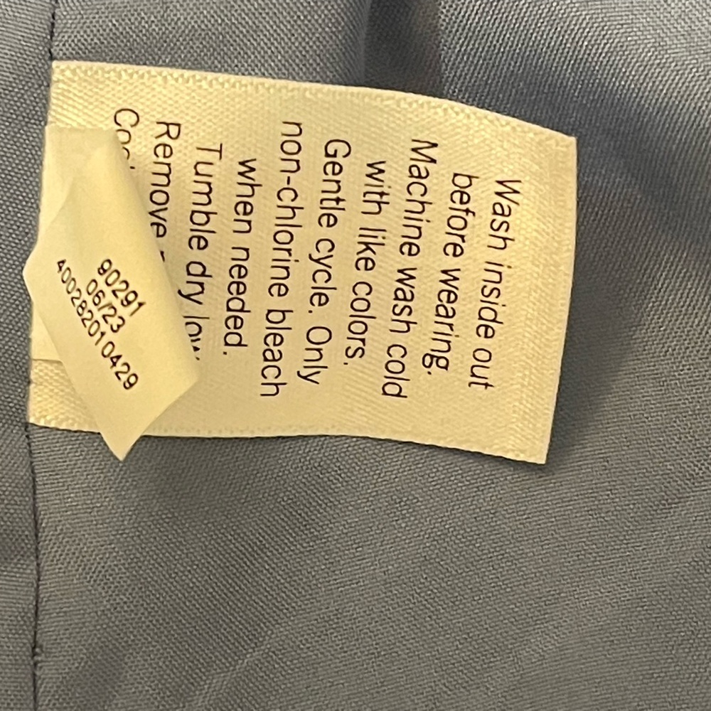 Lauren Conrad Blue and white herringbone pattern, size XXL. Made in Vietnam. - Picture 4 of 7